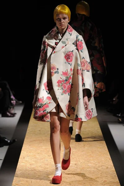 Look 35